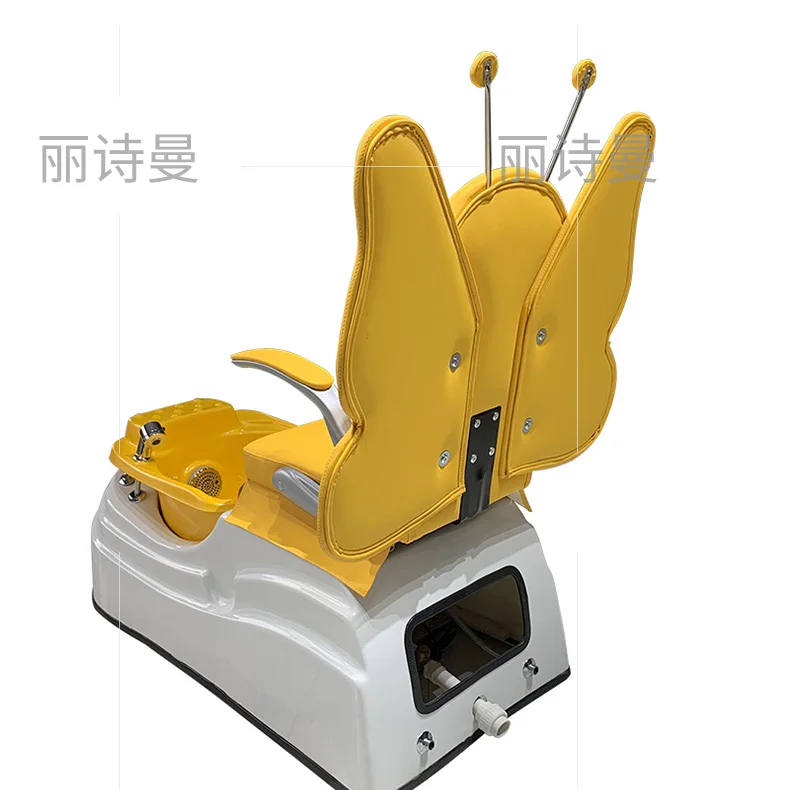 Sofá reclinable eléctrico en entorno de belleza