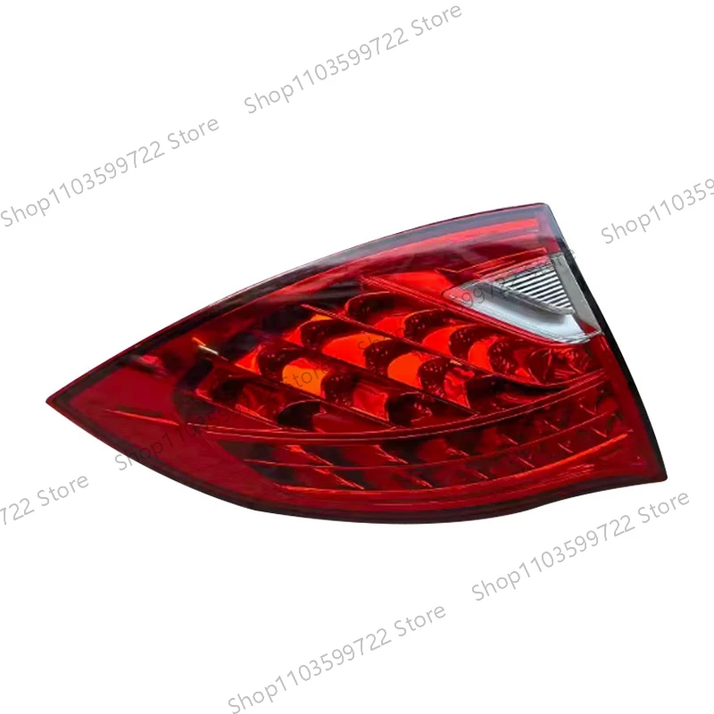 Piloto trasero Porsche Cayenne 2011-2014 con luz de freno - imagen 4