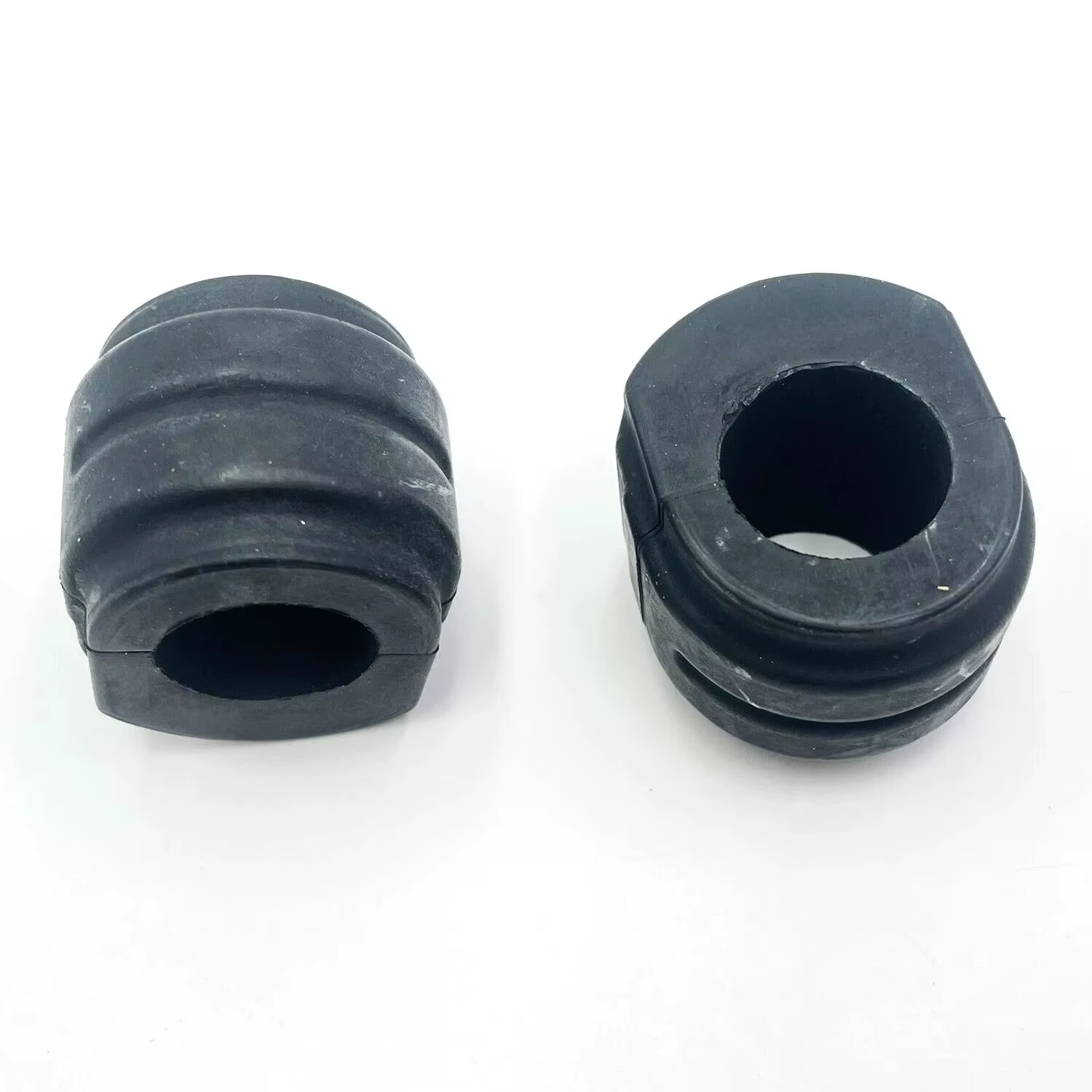 Buje barra estabilizadora delantera Mercedes 2463203411 W176/W246 - imagen 3
