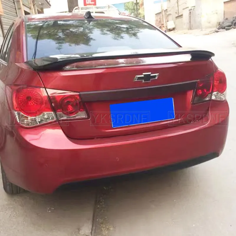 Detalle del alerón trasero para Chevrolet Cruze