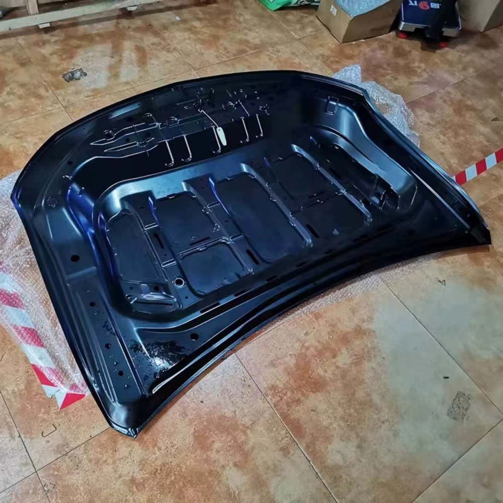 Cubierta de motor para Mitsubishi Pajero 2019 - imagen 2