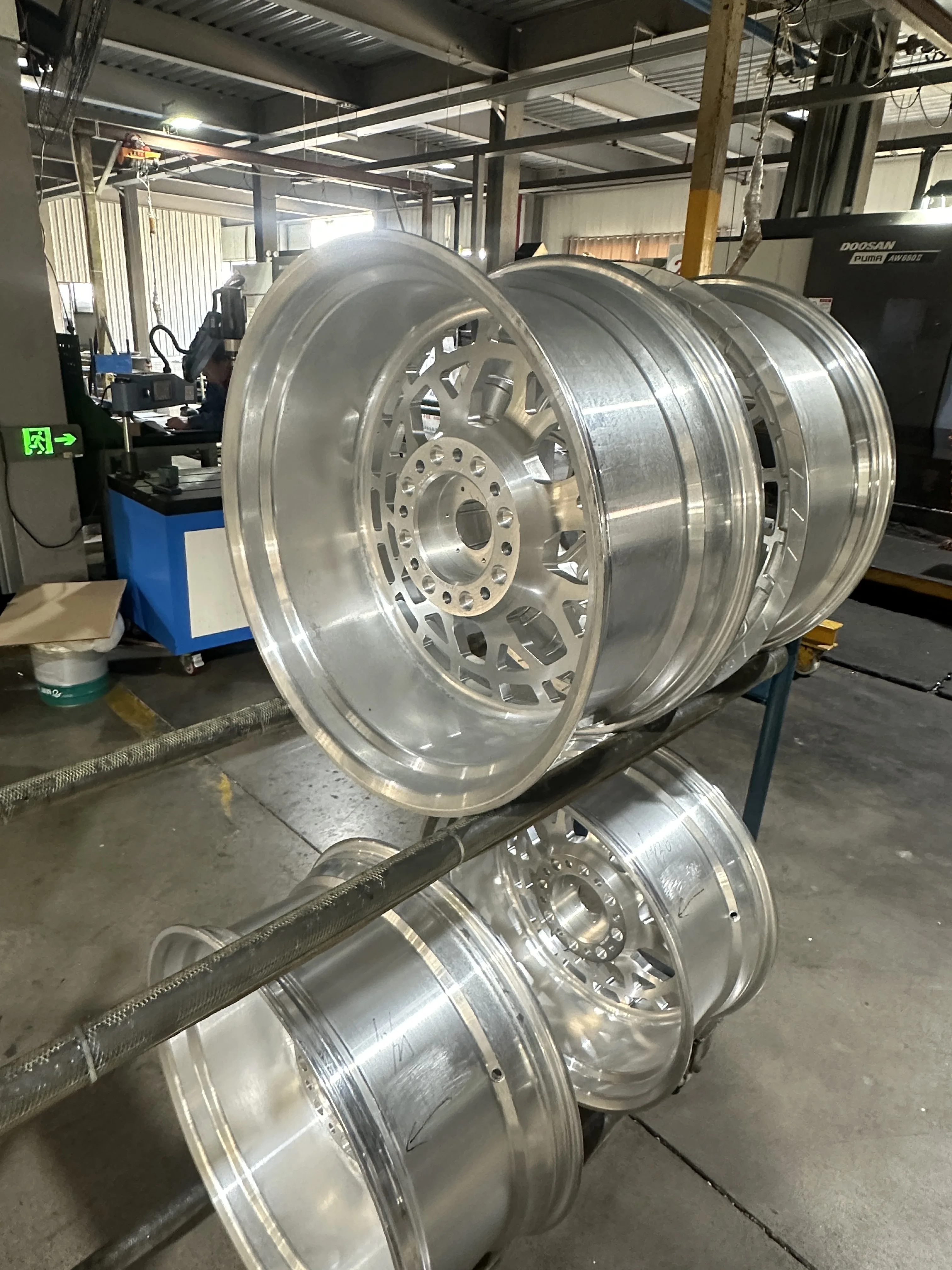 Llantas forjadas GRAYFOX doradas – BMW F32 Audi A4 A3 8v - imagen 4