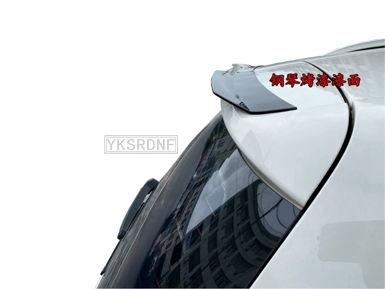 Alerón techo trasero Maxton Design negro – VW Golf 6 GTI R20 - imagen 5