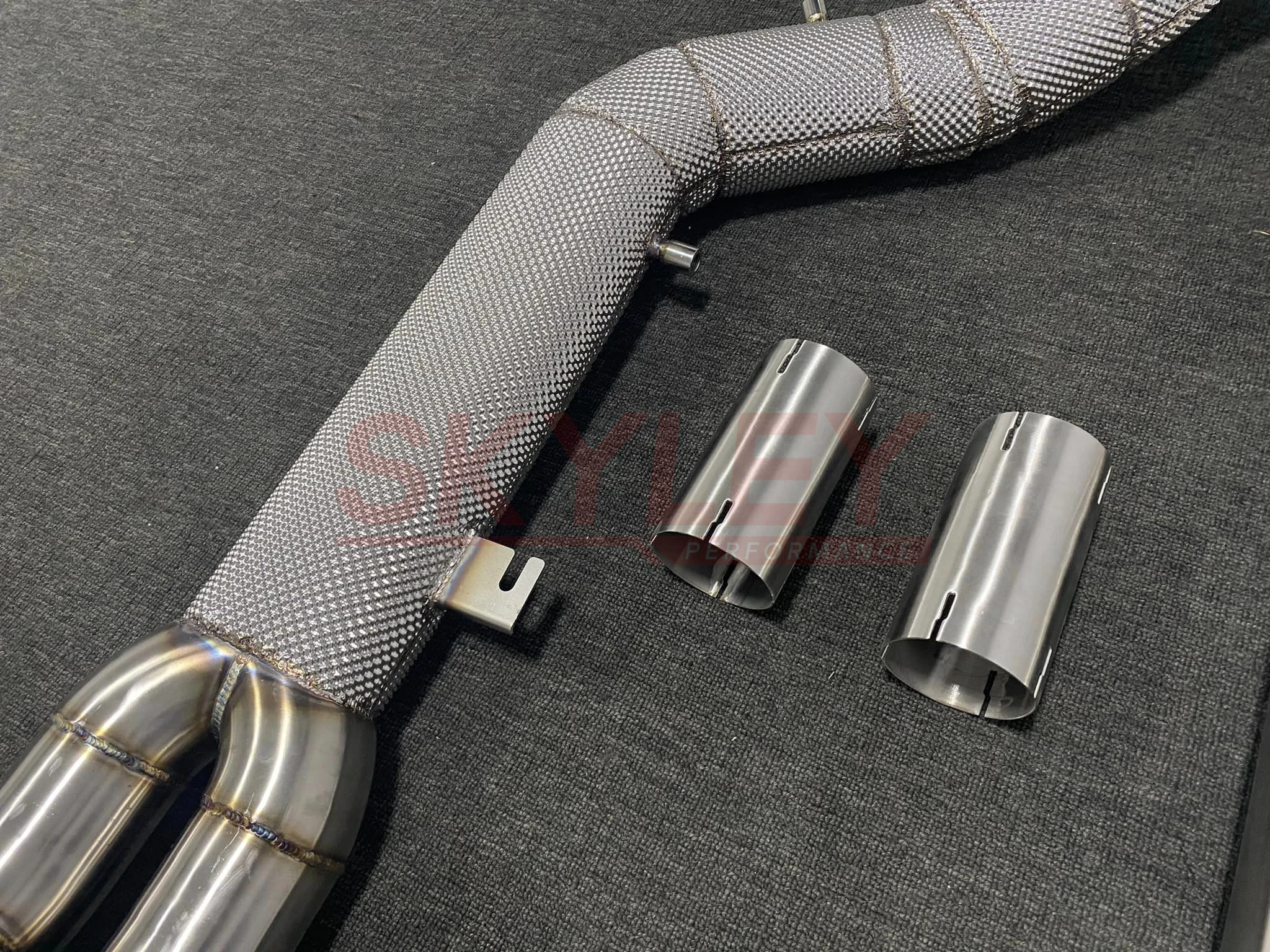 Sistema de escape de acero inoxidable para BMW