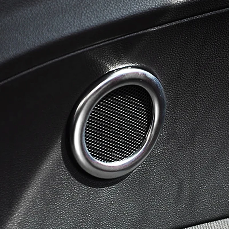 Detalle de las opciones de moldura para puerta del Beetle