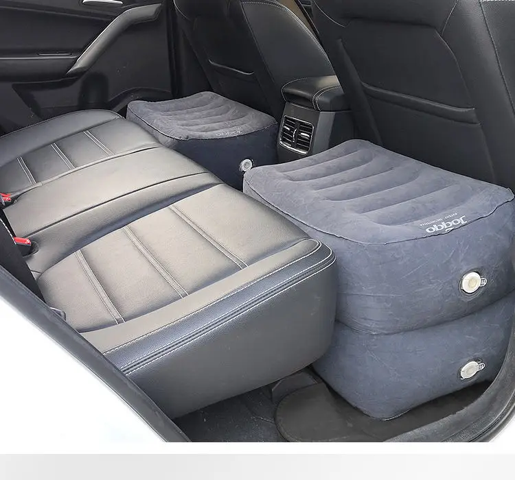 Cama inflable plegada o preparada para transporte