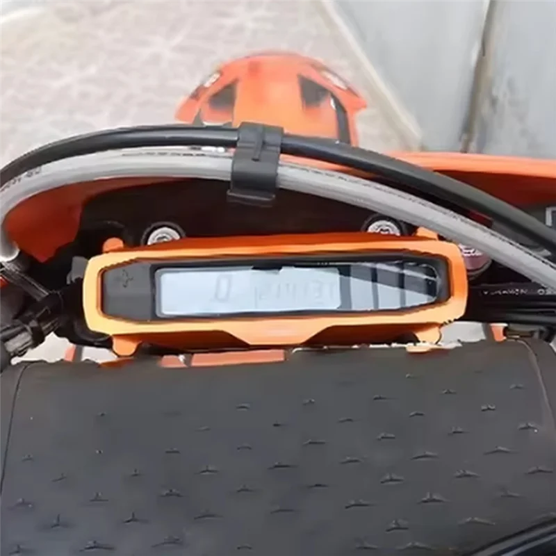 Protector de velocímetro para EXC y XCW
