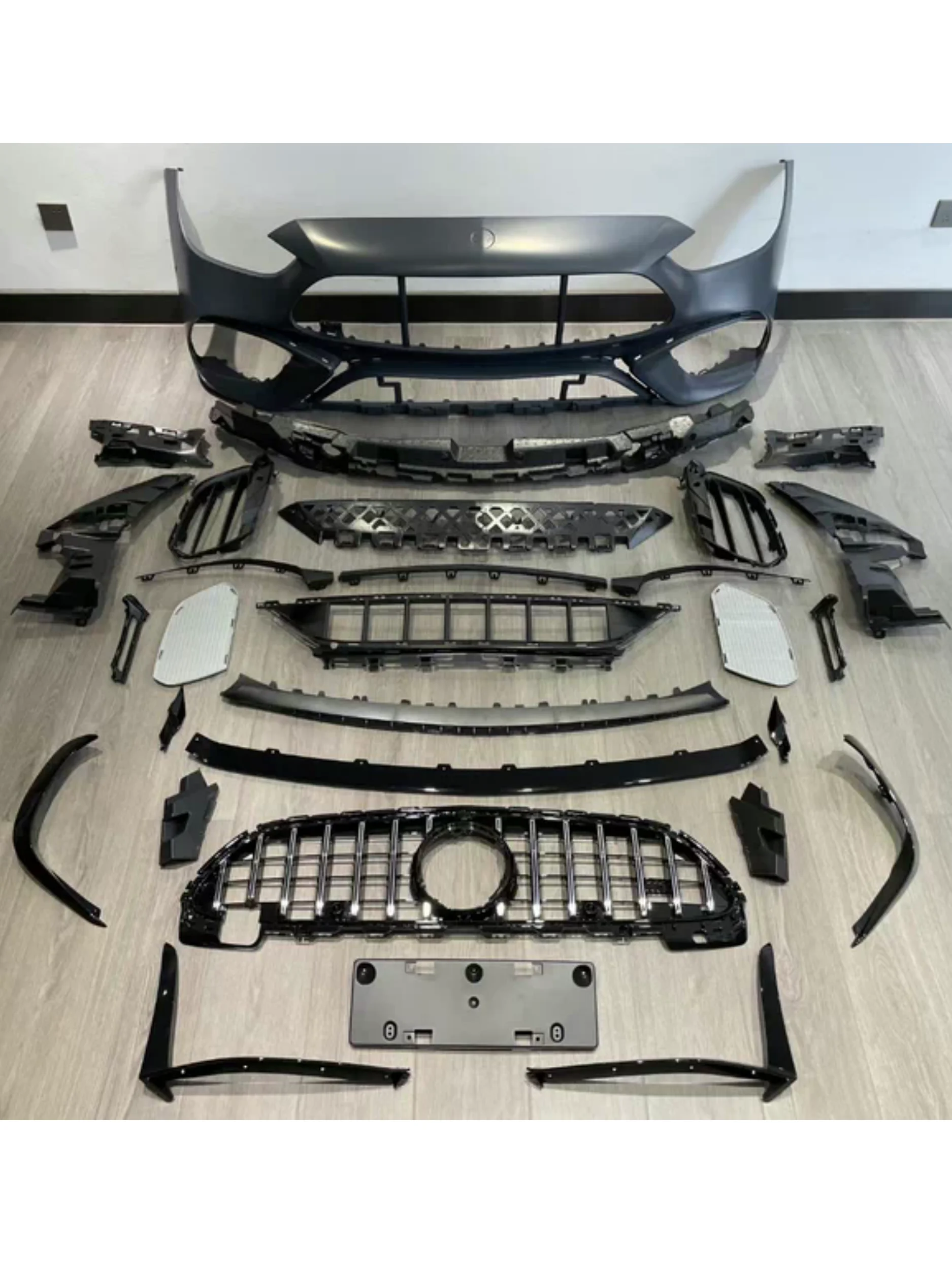 Parachoques delantero estilo C63 AMG para Mercedes-Benz Clase C W206 - imagen 2