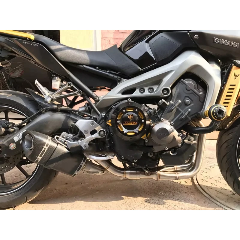 Detalle del tubo de escape para motocicleta Yamaha