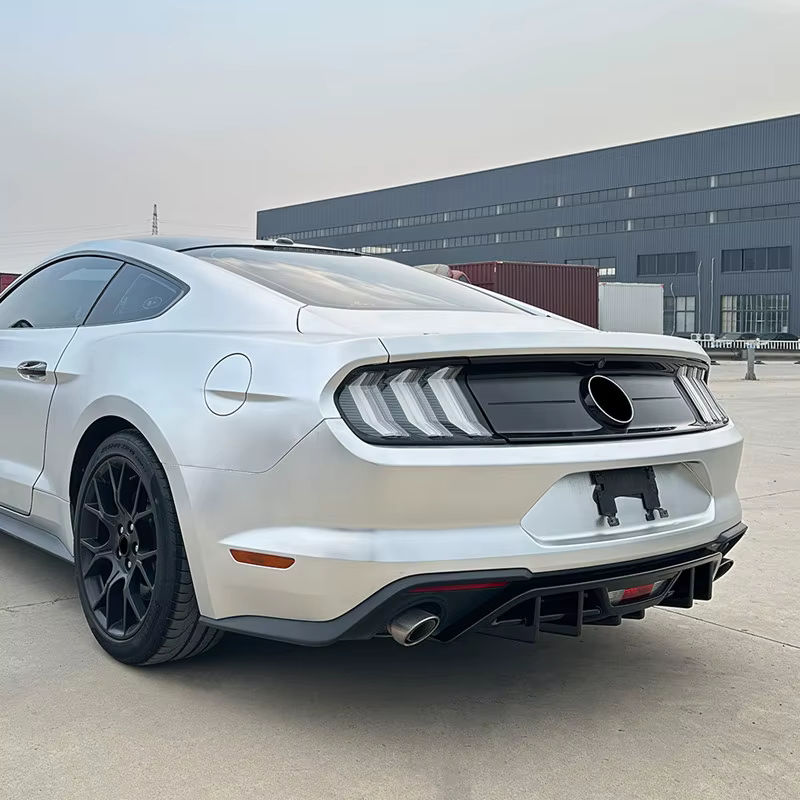 Difusor trasero Monjaro Tuning para Ford Mustang MK6.5 2018-2023 - imagen 4