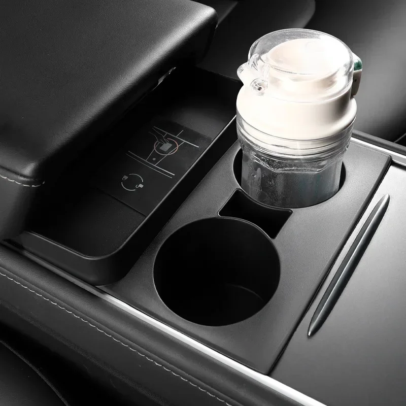 Inserto de silicona para portavasos Tesla Model 3 y Model Y - imagen 3