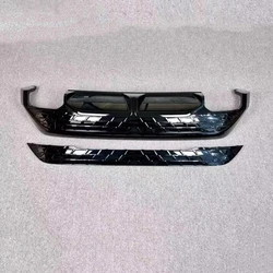 Labio trasero Audi A3 2025 con efecto carbono y escape cuádruple