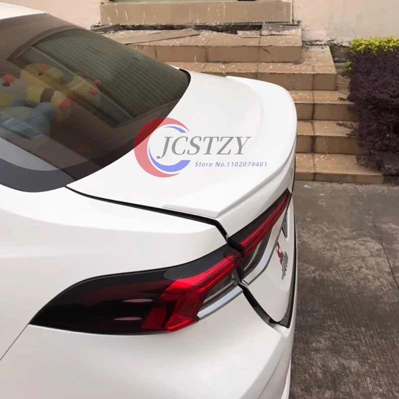 Alerón trasero Toyota Corolla 2019-2021 estilo tuning - imagen 2