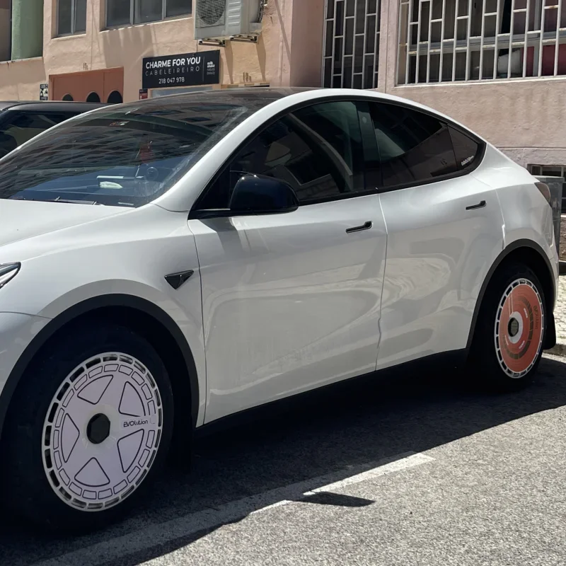 Tapacubos Tesla Model 3 18″ – Kit 4 unidades tuning - imagen 3