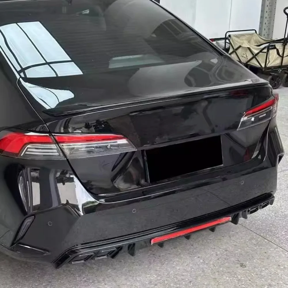 Alerón de labio trasero negro brillante para Honda Inspire 2023 2024, luz de freno mejorada, lámpara de parachoques trasero, accesorios para automóviles - imagen 2