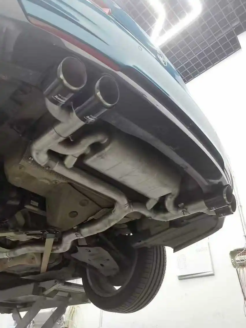 Puntas de fibra de carbono para escape BMW