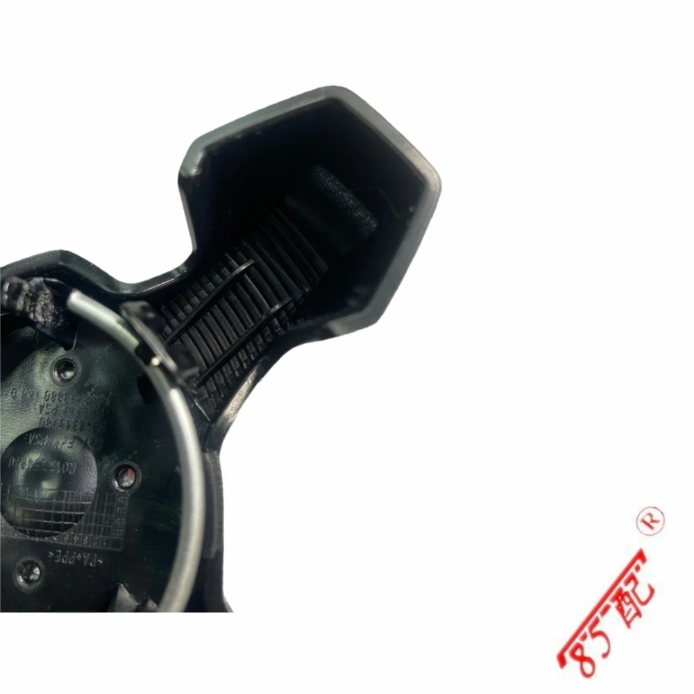 9848313780 Cubierta del paso de rueda Peugeot 208 y 2008 - imagen 2