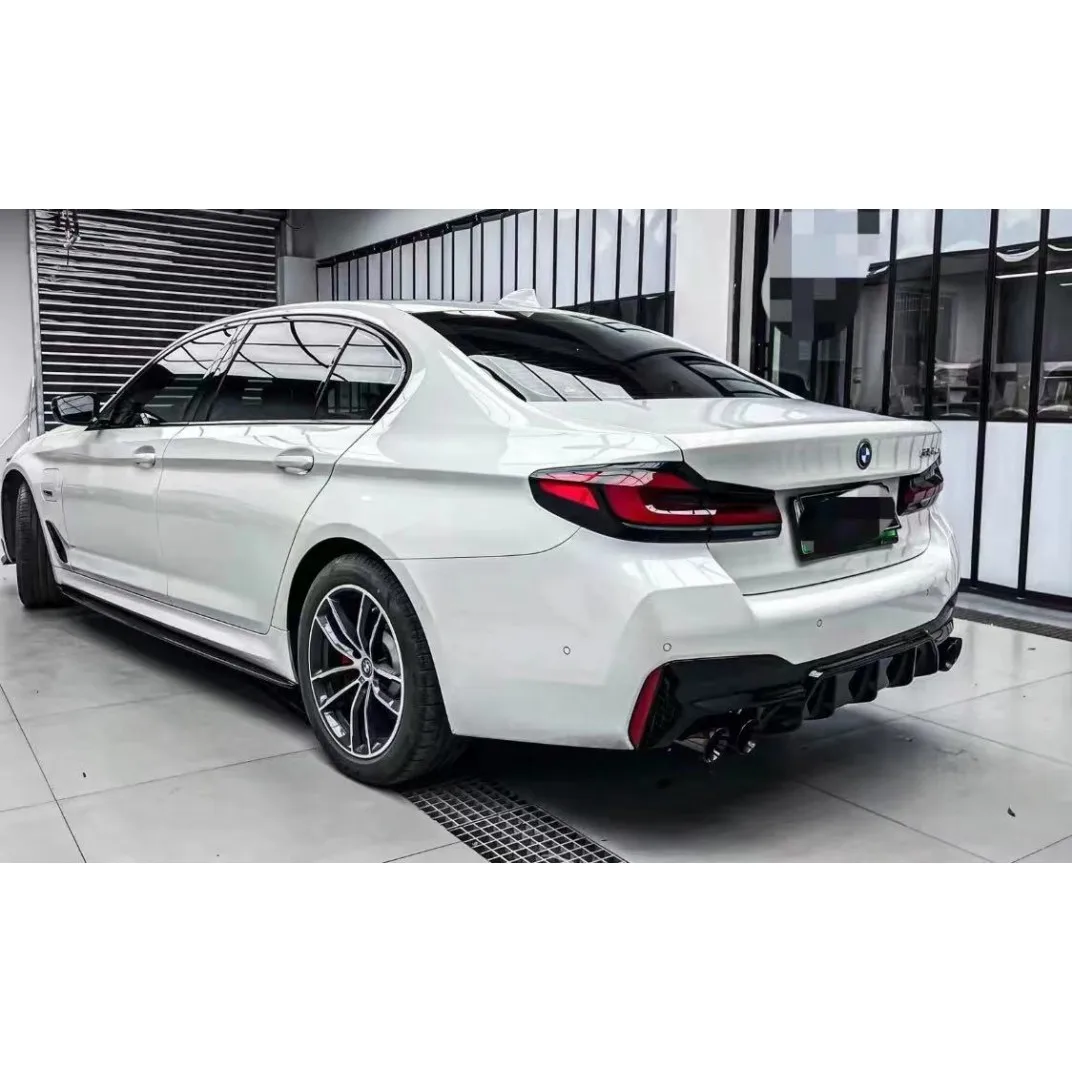 Kit carrocería M Performance BMW Serie 5 G30 2020 faldones y difusor - imagen 4