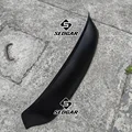 Roof Glossy black