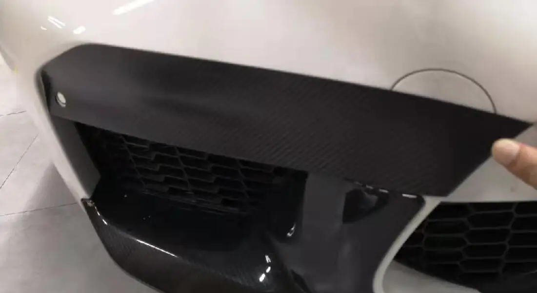 Parachoques de fibra de carbono para BMW M5 F90 con alerón superior - imagen 4