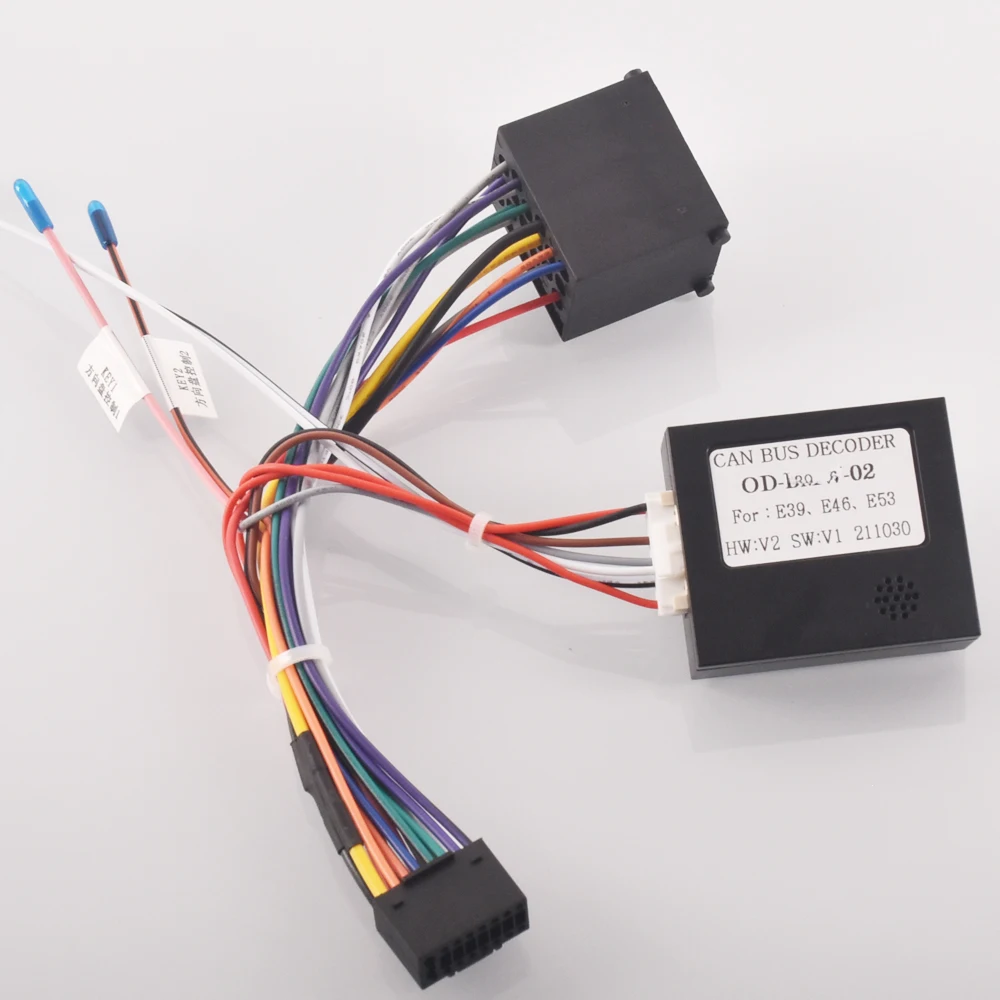 Detalle del conector del arnés para radio de coche