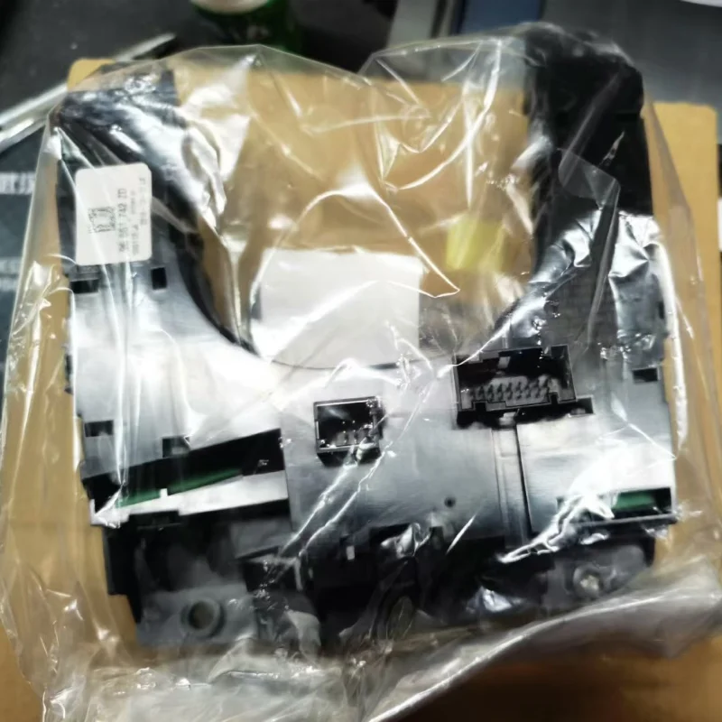 96661742ZD Tapa interruptor consola central – Citroen DS5