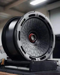 Soporte EVs de lujo Personalización de tamaño completo de 17-24 pulgadas para llanta de coche forjada AL13 C020.1-109R 6061-T6