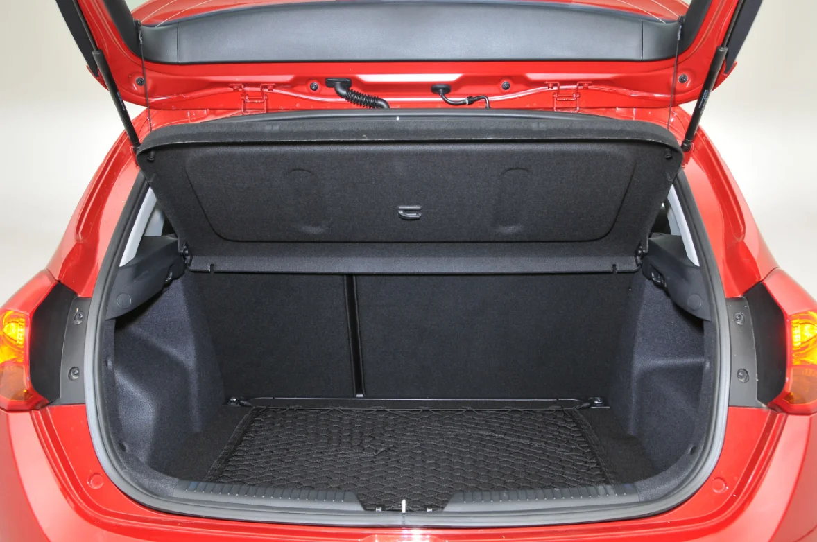 Amortiguador gas portón trasero Kia Pro Cee'd JD 2012-2018 con soporte maletero