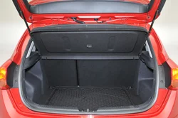 Amortiguador gas portón trasero Kia Pro Cee'd JD 2012-2018 con soporte maletero