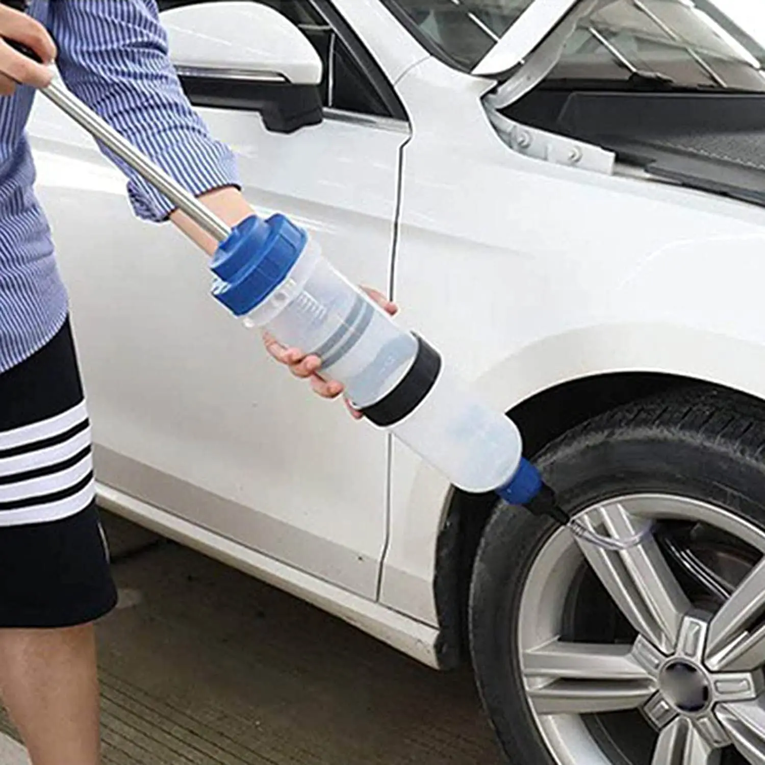 Bomba manual para extraer y trasvasar aceite y combustible de coche - imagen 2