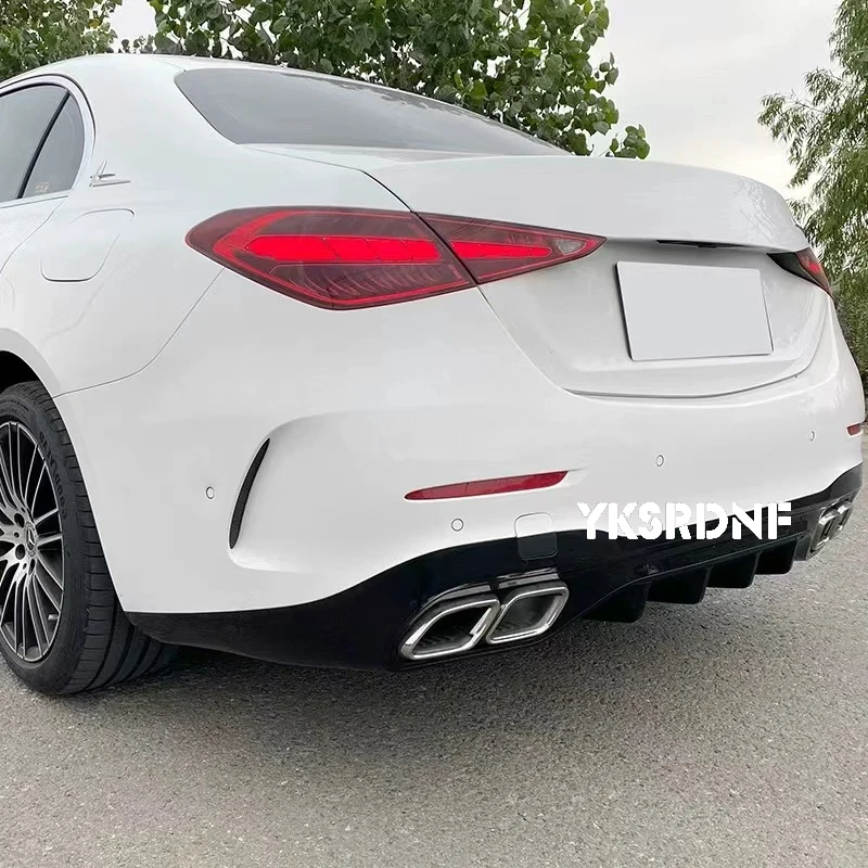 Difusor trasero C63 AMG para Mercedes W206 Clase C - imagen 4