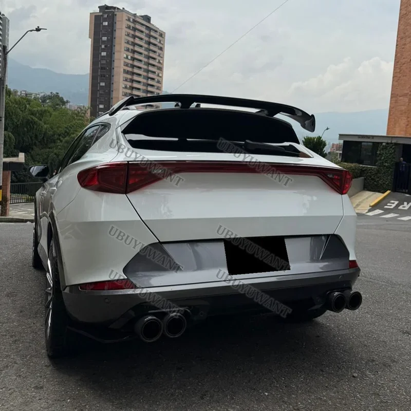Kit labios alerón maletero Seat León Mk3 Cupra ST 2017-2023 - imagen 3