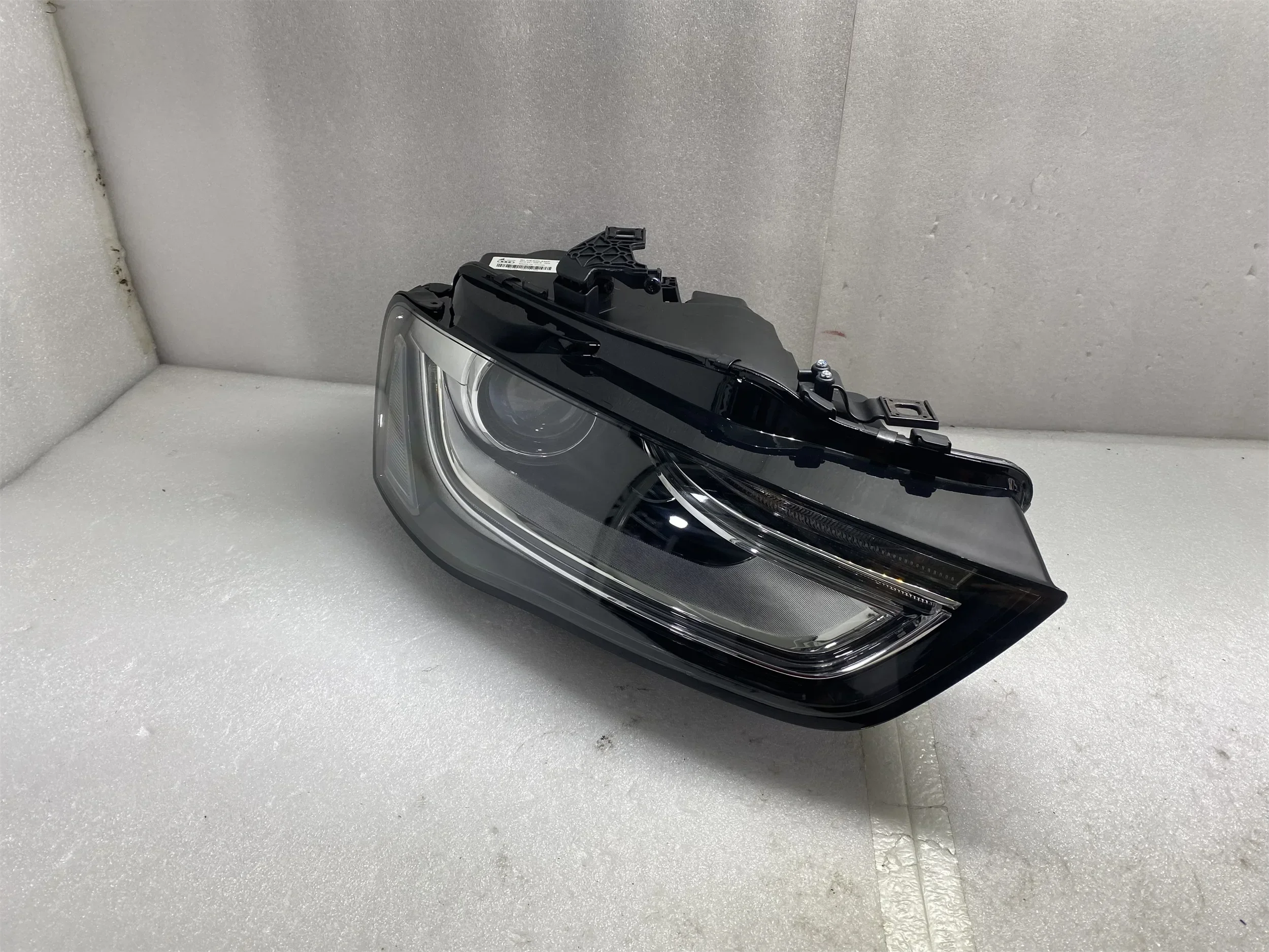 Faros delanteros Hernia para Audi A4 B9 2013-2016 - imagen 5