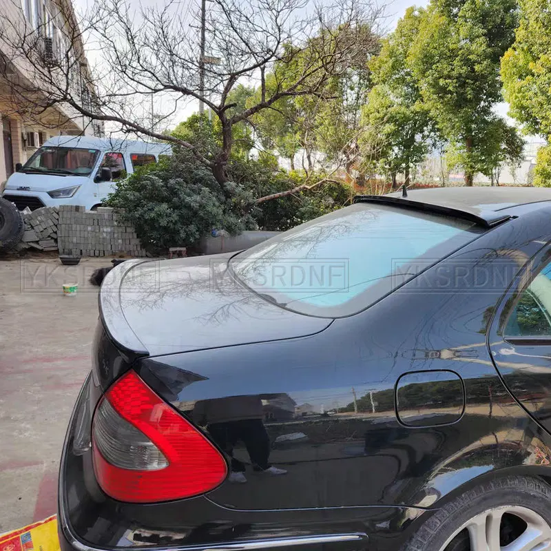 Spoiler techo fibra carbono Mercedes E W211 2003-2009 - imagen 3