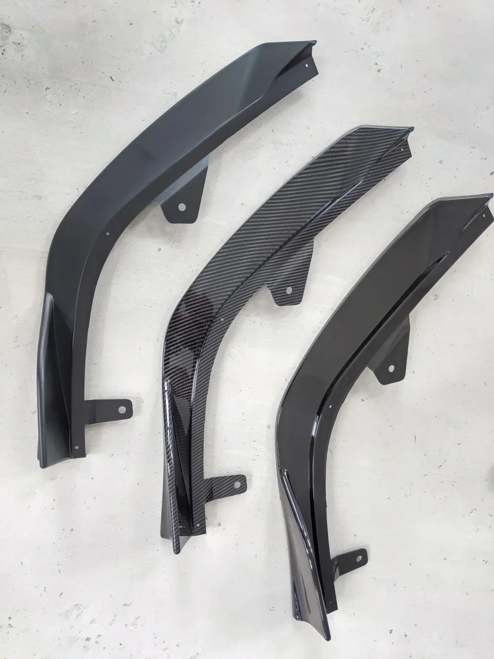 Para Lexus ES 2018 año parachoques delantero de coche kit de carrocería modificación de labio en alerón de parachoques barbilla negra brillante marca de agua de barbilla - imagen 4