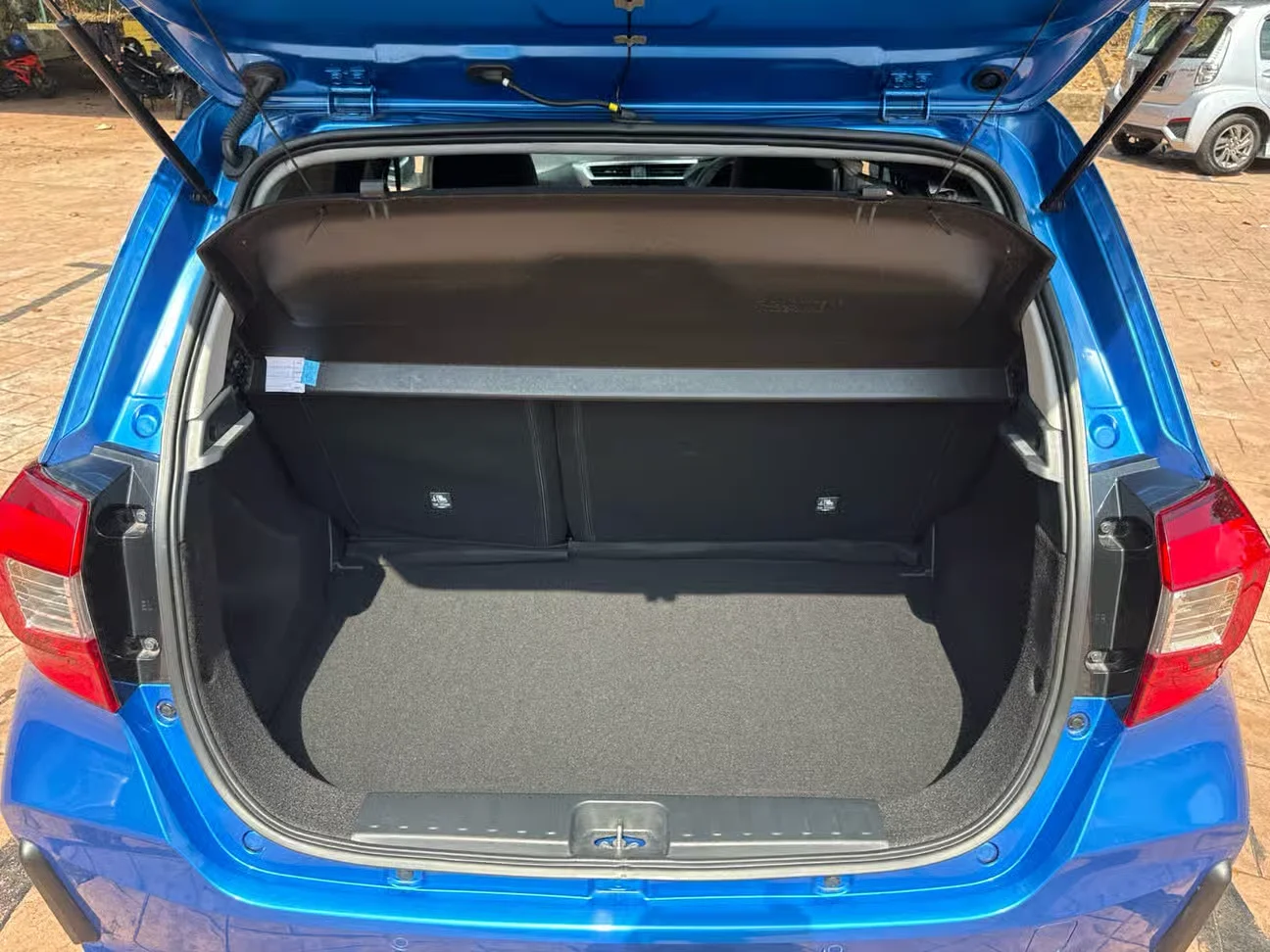 Amortiguadores automáticos para portón trasero Perodua Myvi (M800) 2017-2025