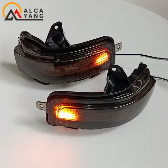 Intermitente LED dinámico de espejo para Nissan NV350 Camper