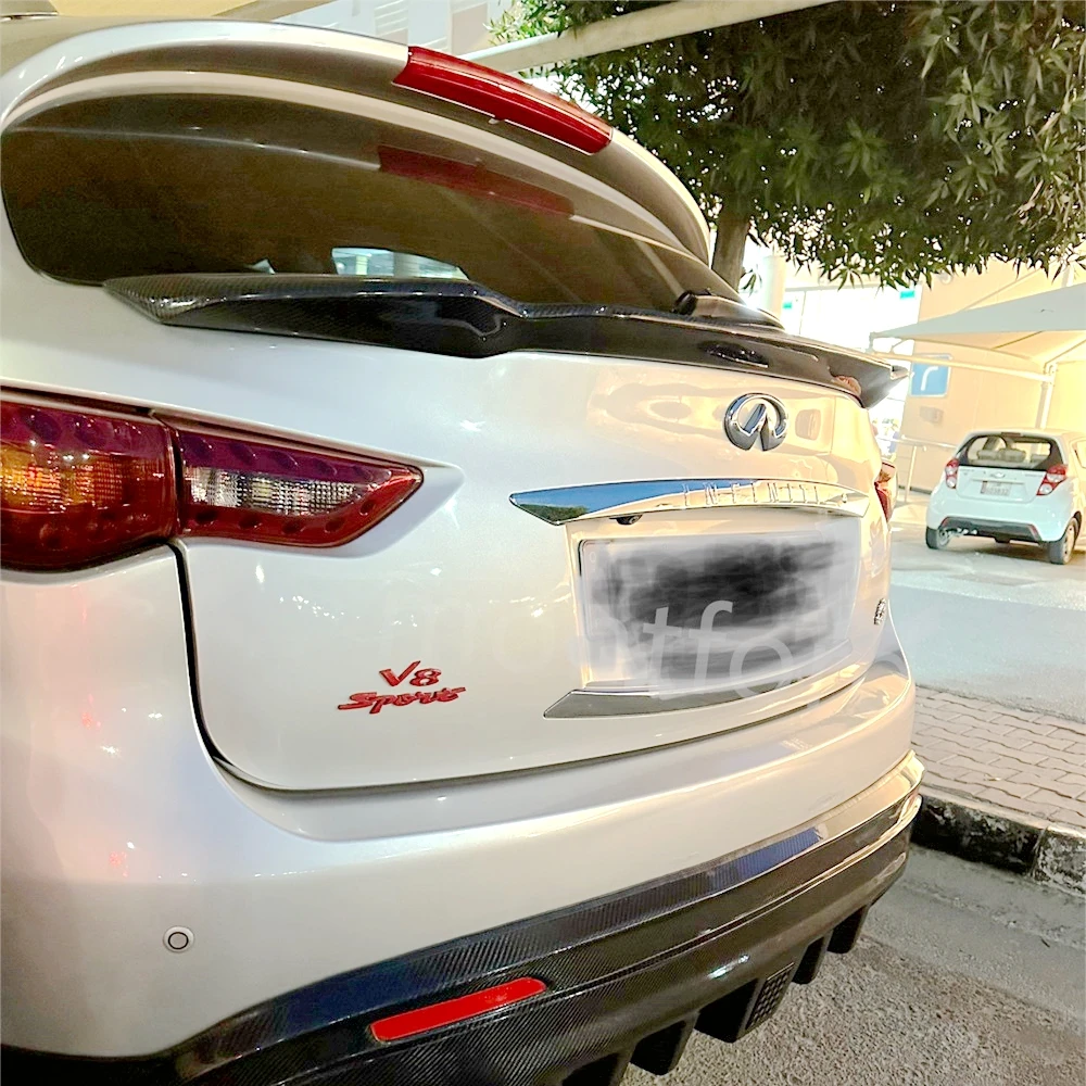 Alerón trasero de fibra de carbono Infiniti QX70, FX35 y FX37