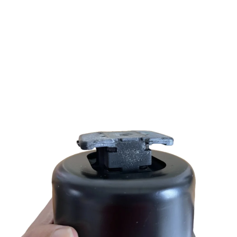LR024730 Soporte inferior de motor para Evoque y Discovery Sport - imagen 2