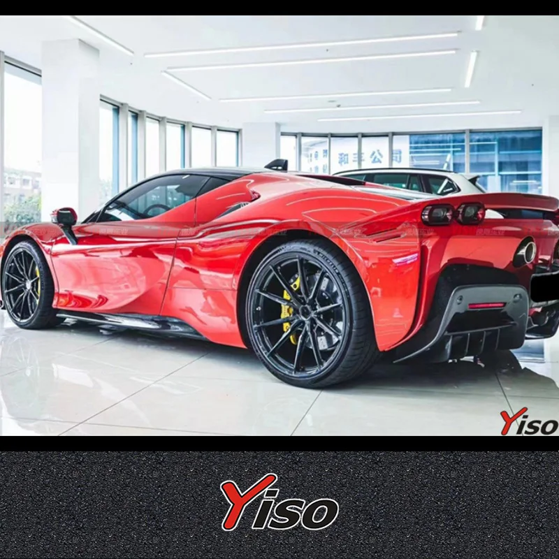 Faldones laterales de carbono seco Ferrari SF90 estilo OEM