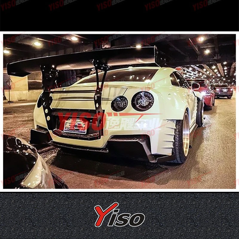 Kit aerodinámico Nissan GT-R R35: parachoques trasero, alerón y faldas - imagen 5