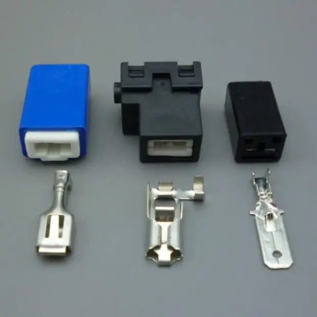 Shhworldsea Conector de cableado 12/24 V en ángulo recto para faros - imagen 4