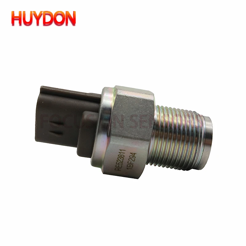 Sensor presión aceite RE523811 John Deere 6110M 6120M – Tractor - imagen 4