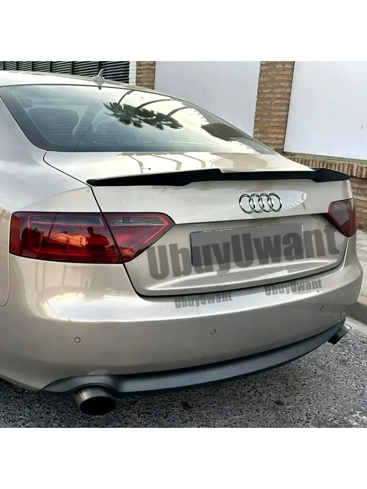 Alerón trasero estilo M4 instalado en Audi A5