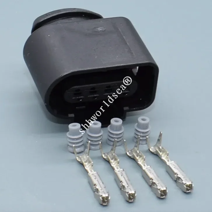 Conector arnés 4 pines con cables 0973704 – Audi A4 8K - imagen 3