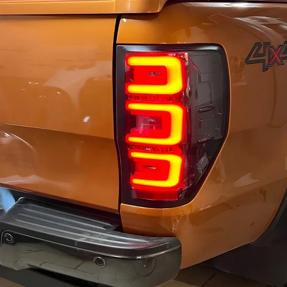 Conjunto luces traseras LED Ford Ranger T6-T8 intermitentes mejorados