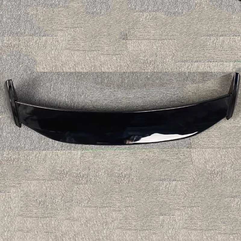 Vista trasera con el alerón instalado