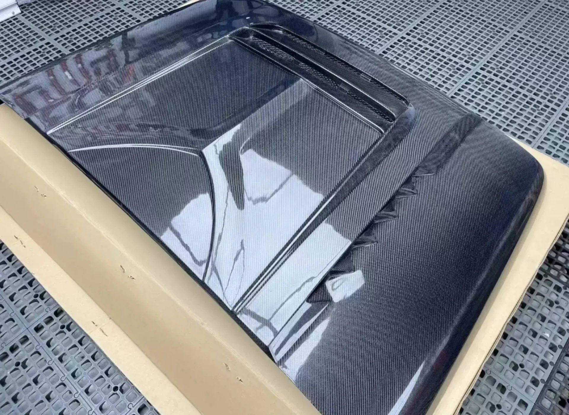 Kit de carrocería cubierta de motor de fibra de carbono para tanque 300 capó convertir capó ligero accesorios de coche - imagen 3