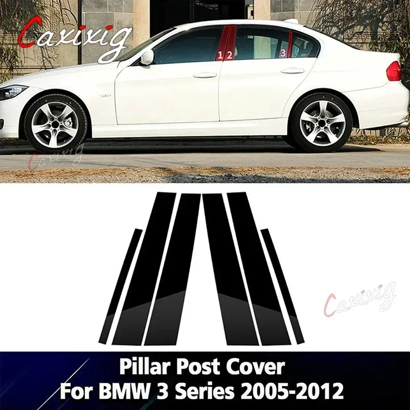 Embellecedor negro brillante instalado en la columna de la puerta de un BMW Serie 3 E90