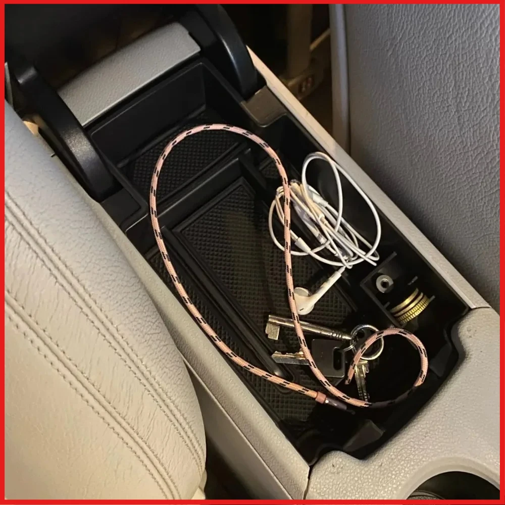 Caja Apoyabrazos Mercedes Benz - imagen 4